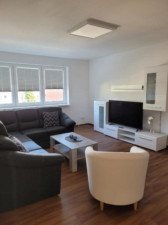 Schoene Einfache Ferienwohnung Zwischen Stadt Und Meer Wilhelmshaven Esterno foto