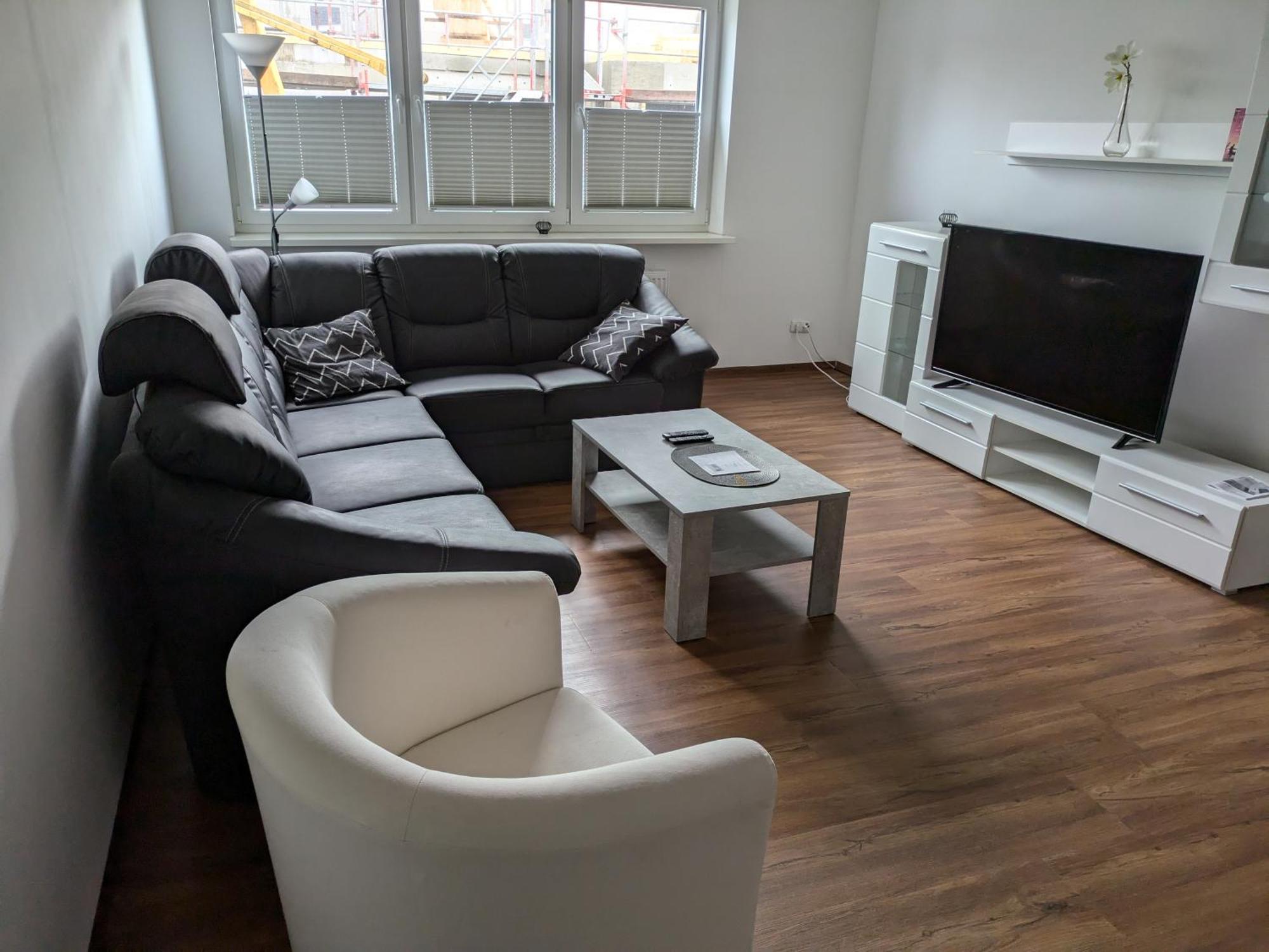 Schoene Einfache Ferienwohnung Zwischen Stadt Und Meer Wilhelmshaven Esterno foto