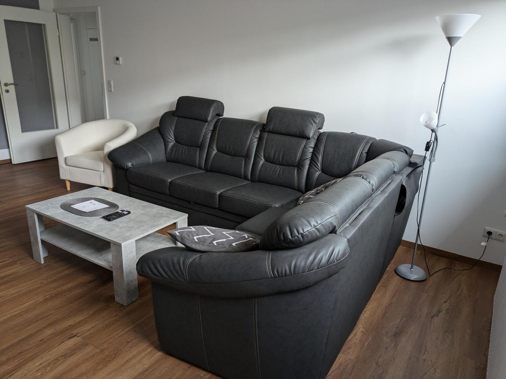 Schoene Einfache Ferienwohnung Zwischen Stadt Und Meer Wilhelmshaven Esterno foto